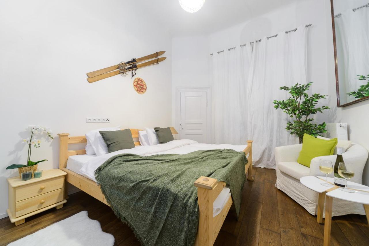 Apartmán Spacious Near Wenceslas Square With Master Bed